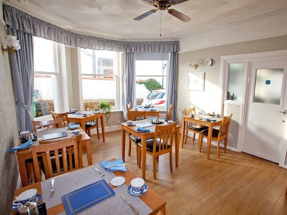 The Clydesdale Guest house 4*