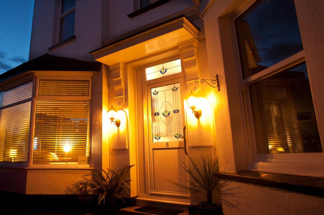 The Clydesdale Guest house 4*